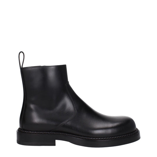Bottega Veneta Black Leather Round Toe Shoes