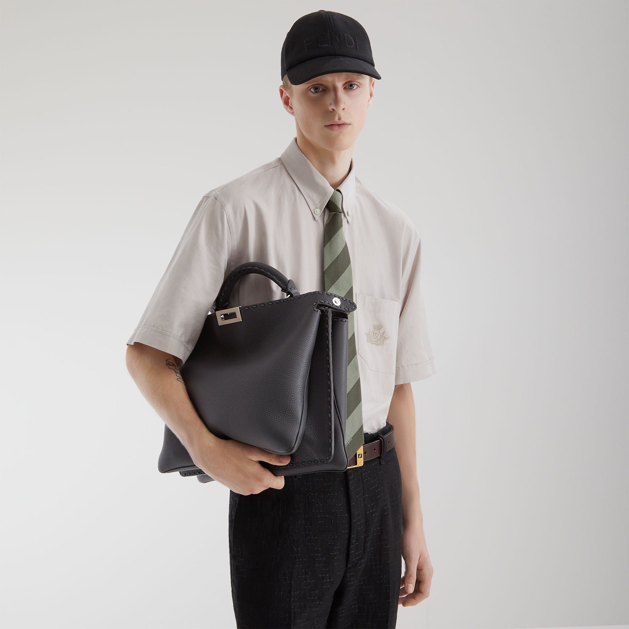 Fendi Baseball cap in black cotton